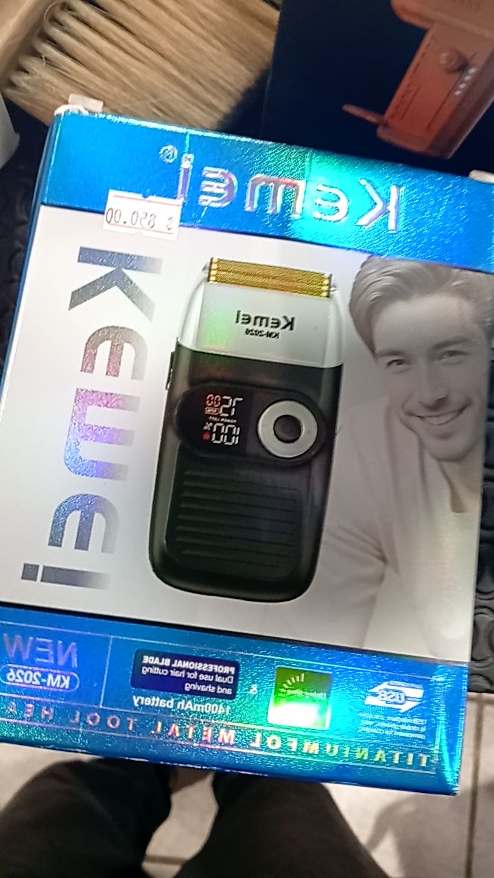 Kemei KM-2026